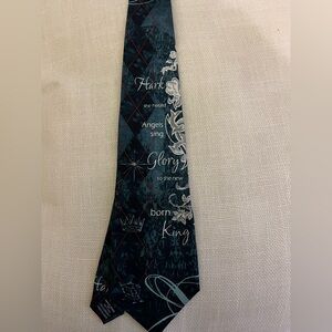 Silk Christmas Tie Eagles Wings 56”